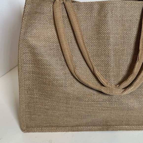 NWOT Jute Multi-purpose Natural Tan Tote Bag with Inside Zipper Pocket - Picture 2 of 8